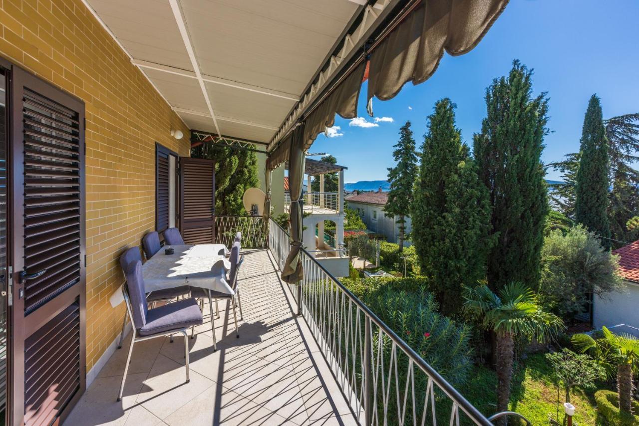 Apartments Hinic Selce Εξωτερικό φωτογραφία