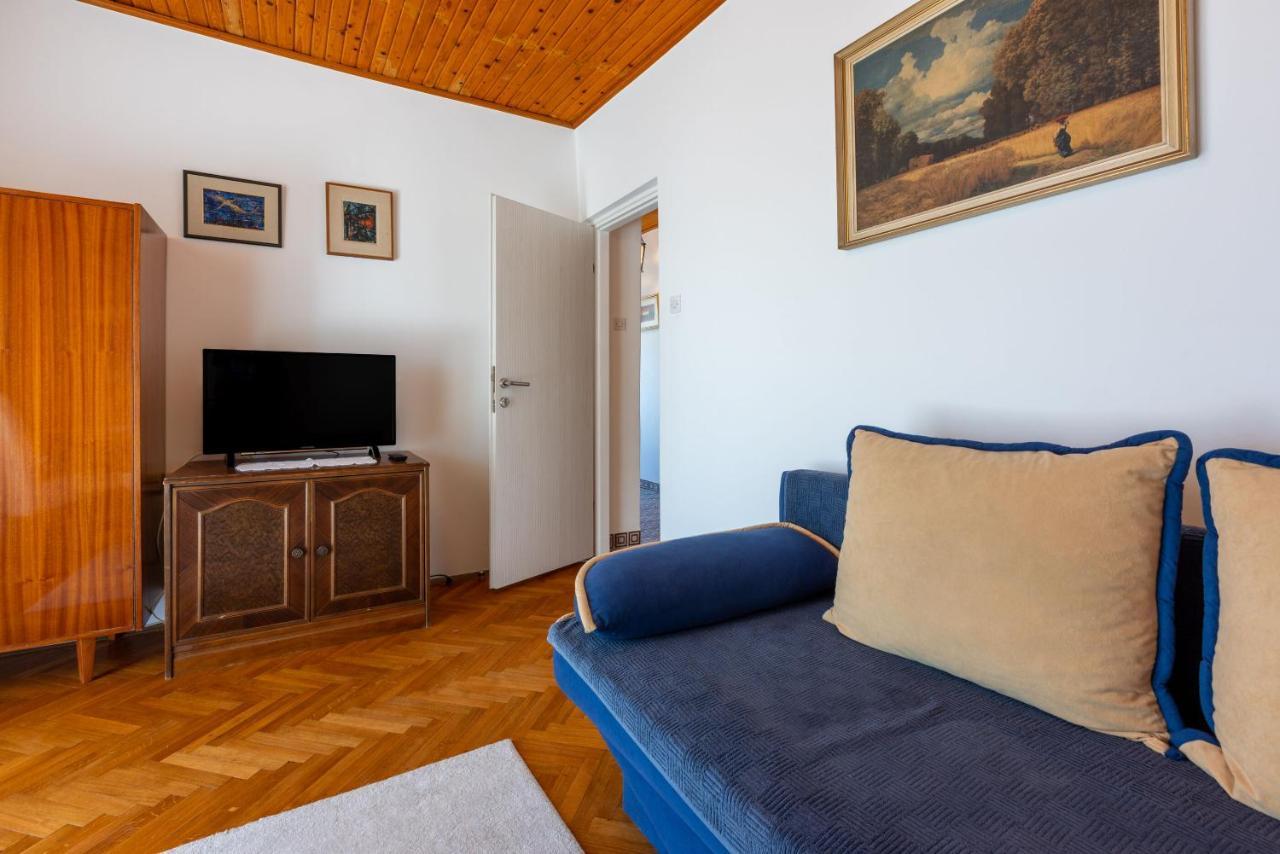 Apartments Hinic Selce Εξωτερικό φωτογραφία